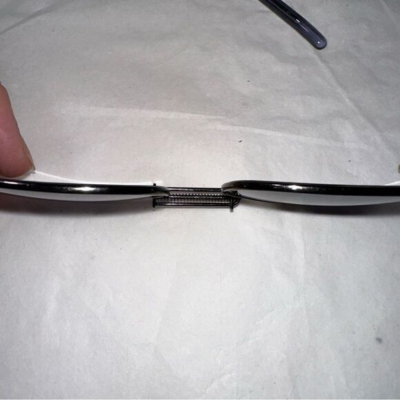 Gucci Glasses with clip on sunglasses Authentic. Put new script lenses in - Picture 4 of 14